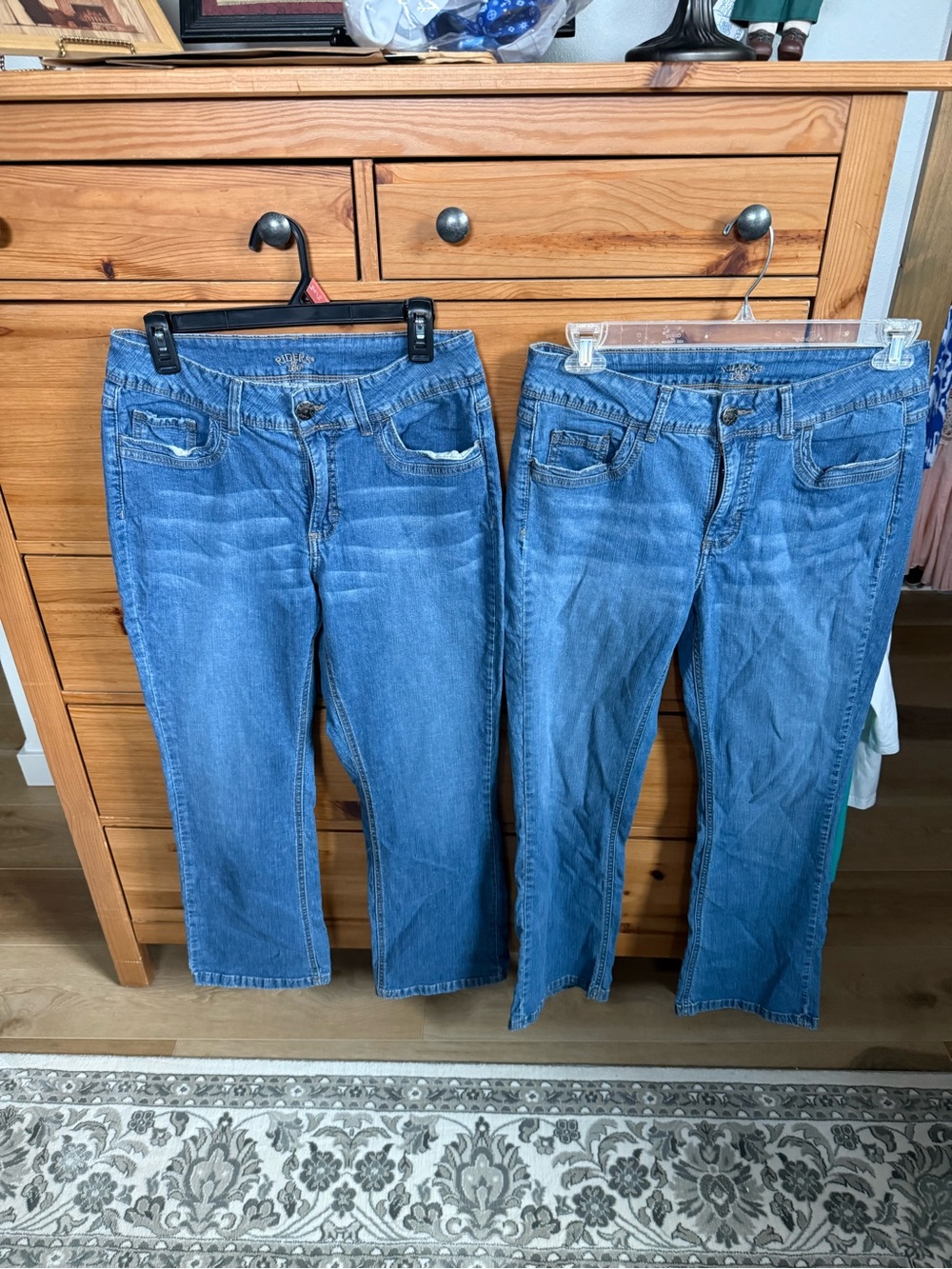 Bundle of two Women's Blue Stretch Denim Jeans - Classic Mid Wash